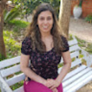 Meet your Posher, Camila fernanda